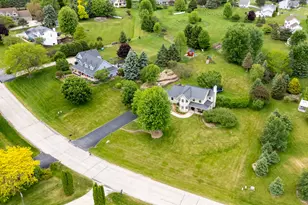 W301S2613 Jenna Ln, Genesee, WI 53188 - Photo 6