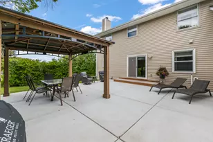 W301S2613 Jenna Ln, Genesee, WI 53188 - Photo 10