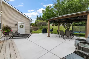 W301S2613 Jenna Ln, Genesee, WI 53188 - Photo 12
