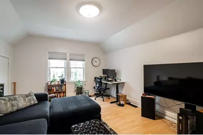 1666 N Humboldt Ave, Milwaukee, WI 53202 - Photo 22