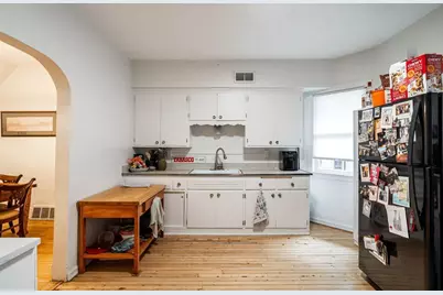 1666 N Humboldt Ave, Milwaukee, WI 53202 - Photo 28