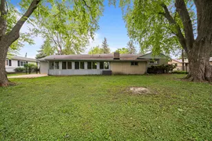 417 W Geneva St, Elkhorn, WI 53121 - Photo 38