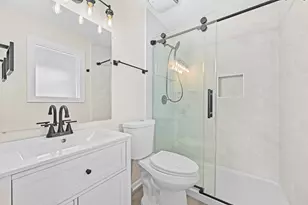 9131 N Pelham Pkwy, Bayside, WI 53217 - Photo 10