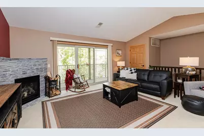 984  Spring Ct, Newburg, WI 53095 - Photo 8