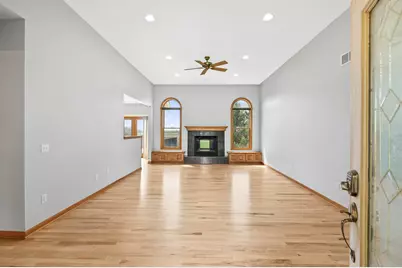 22939 W Overson Rd, Racine, WI 53182 - Photo 8