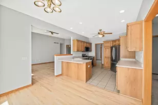 22939 W Overson Rd, Racine, WI 53182 - Photo 16