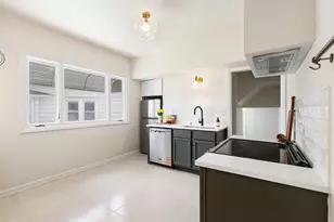 1931 S 59th St, West Allis, WI 53219 - Photo 10
