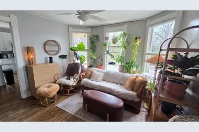 140 E Vine St #Lower, Milwaukee, WI 53212 - Photo 4