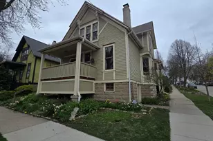140 E Vine St, Milwaukee, WI 53212 - Photo 10