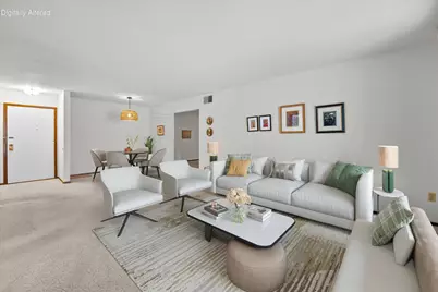 1906 E Shorewood Blvd #259, Shorewood, WI 53211 - Photo 4