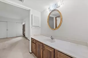 1906 E Shorewood Blvd, Shorewood, WI 53211 - Photo 12