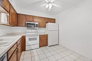 1906 E Shorewood Blvd, Shorewood, WI 53211 - Photo 8
