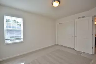 5974 Lillie Cir, Racine, WI 53402 - Photo 16