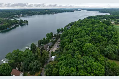 4727  Fontana Beach Rd, Polk, WI 53095 - Photo 54