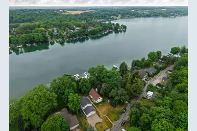 4727  Fontana Beach Rd, Polk, WI 53095 - Photo 16