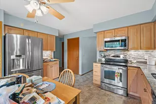 3210 S Ventura Dr, New Berlin, WI 53151 - Photo 10