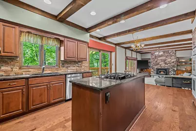 S87W28270  Lookout Ln, Mukwonago, WI 53149 - Photo 14