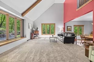 S87W28270 Lookout Ln, Mukwonago, WI 53149 - Photo 8