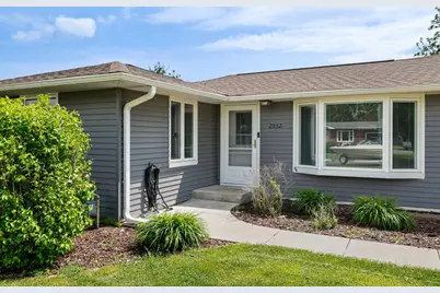2552  Bainbridge St, Campbell, WI 54603 - Photo 2