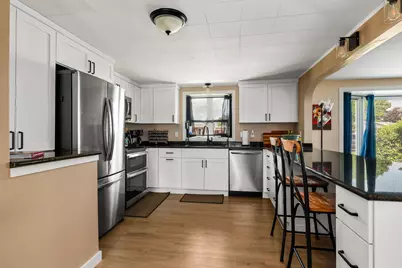2552  Bainbridge St, Campbell, WI 54603 - Photo 6