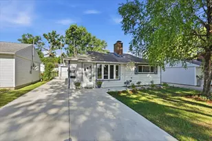 2721 S 50th St, Milwaukee, WI 53219 - Photo 2