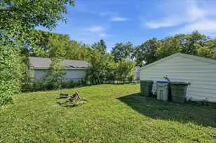 2721 S 50th St, Milwaukee, WI 53219 - Photo 32