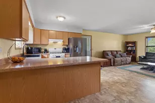 13448 E Creek Rd, Bradford, WI 53114 - Photo 16