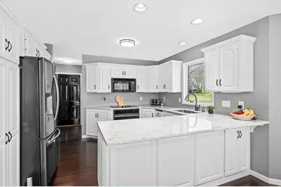 225  Ridge Line Rd, Racine, WI 53105 - Photo 10