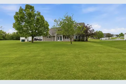 214  Minz Park Cir #2, West Bend, WI 53095 - Photo 28