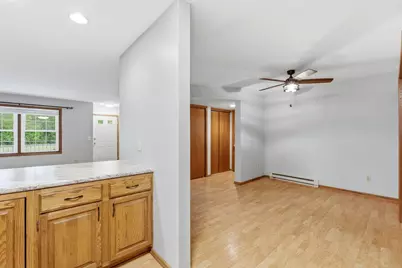 214  Minz Park Cir #2, West Bend, WI 53095 - Photo 10