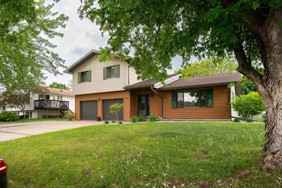 1206  Willow St, La Crescent, MN 55947 - Photo 1