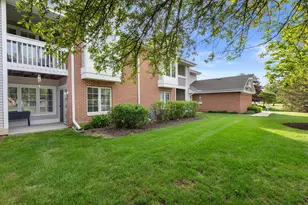 8765 Westlake Dr, Greendale, WI 53129 - Photo 28