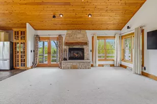 W2832 Sunset Dr, Auburn, WI 53010 - Photo 10