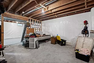 2019 Sandalwood Dr, Onalaska, WI 54650 - Photo 32