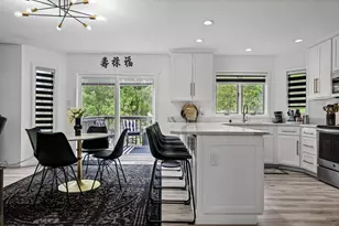 2019 Sandalwood Dr, Onalaska, WI 54650 - Photo 14