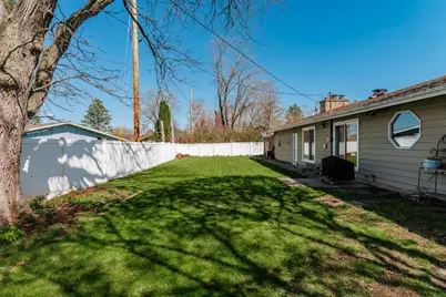 9814 W Green Tree Rd, Milwaukee, WI 53224 - Photo 28
