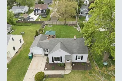 W164N8451  Hiawatha Ave, Menomonee Falls, WI 53051 - Photo 4