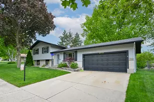 2718 Bristol Ct, Waukesha, WI 53188 - Photo 36