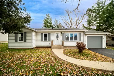 138  Oak Ln, Twin Lakes, WI 53181 - Photo 1