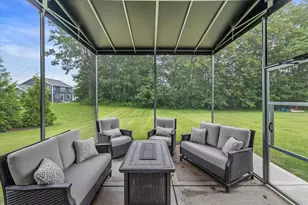 N61W21572 Legacy Trail, Menomonee Falls, WI 53051 - Photo 32