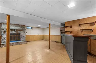 3223 W Cold Spring Rd, Greenfield, WI 53221 - Photo 24