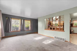 3223 W Cold Spring Rd, Greenfield, WI 53221 - Photo 4