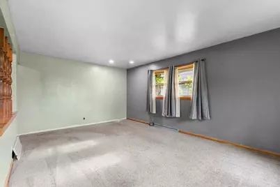 3223 W Cold Spring Rd, Greenfield, WI 53221 - Photo 6
