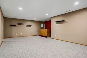 1332 Harvest Cir, Holmen, WI 54636 - Photo 14