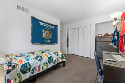 12205 N Vega Ave, Mequon, WI 53097 - Photo 78