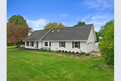12205 N Vega Ave, Mequon, WI 53097 - Photo 36
