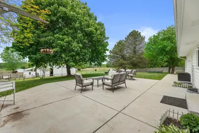 12205 N Vega Ave, Mequon, WI 53097 - Photo 44