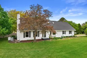 12205 N Vega Ave, Mequon, WI 53097 - Photo 34