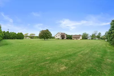 7720  Orchard Valley Rd, Farmington, WI 53090 - Photo 36