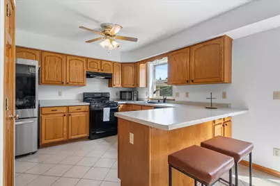 7720  Orchard Valley Rd, Farmington, WI 53090 - Photo 8